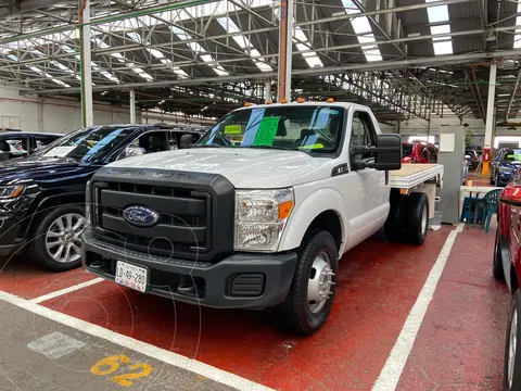 Ford F-350 XL 6.2L usado (2016) color Blanco Oxford financiado en mensualidades(enganche $140,000 mensualidades desde $12,000)