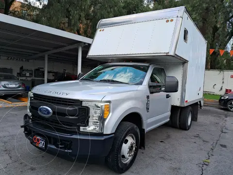 Ford F-350 XL 6.2L Plus usado (2017) color Blanco precio $520,000
