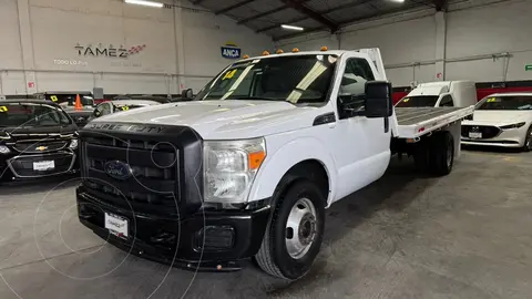 Ford F-350 XL 6.2L Plus Aut Ac usado (2014) color Blanco precio $350,000