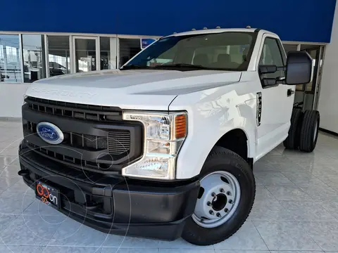 Ford F-350 XL usado (2022) color Blanco financiado en mensualidades(enganche $231,250 mensualidades desde $16,766)