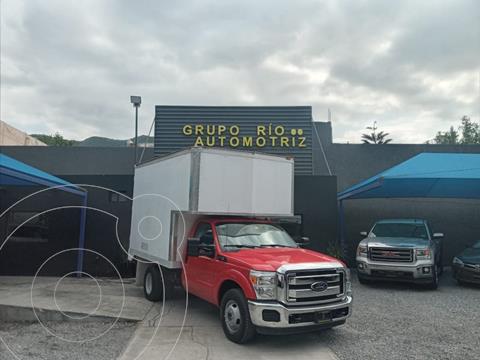 Ford F-350 XL 6.2L Plus Ac usado (2016) color Rojo precio $490,000