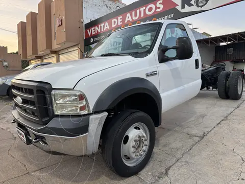 Ford F-550 XL 6.8L Super Duty usado (2007) color Blanco precio $329,999