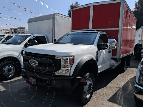 Ford F-550 XL usado (2020) color FORF BLANCO OXFORD financiado en mensualidades(enganche $190,478 mensualidades desde $14,566)