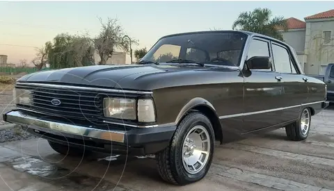 Ford Falcon 3.0L Ghia Lujo usado (1983) color Ocre precio u$s9.000