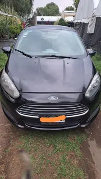 Ford Fiesta Hatchback SE usado (2015) color Negro precio $130,000