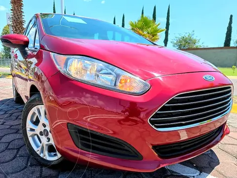 Ford Fiesta Hatchback SE usado (2016) color Rojo precio $180,000