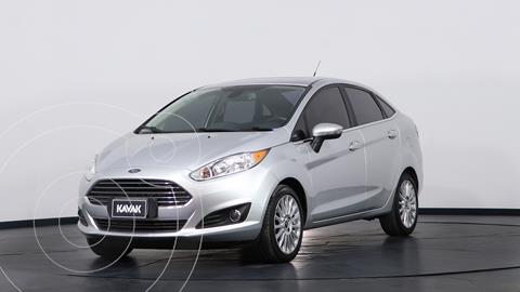 foto Ford Fiesta Kinetic Sedán Titanium usado (2015) color Plata Estelar precio $1.650.000