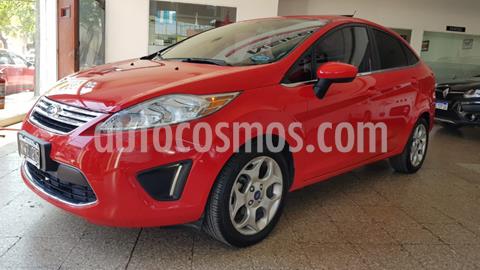 foto Ford Fiesta Kinetic Sedán Trend Plus usado (2012) color Rojo precio $880.000