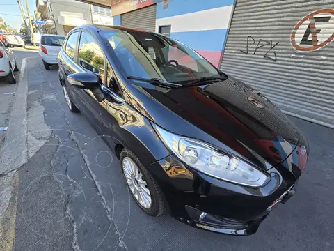 Ford Fiesta Kinetic Sedan Titanium usado (2015) color Negro precio $15.600.000