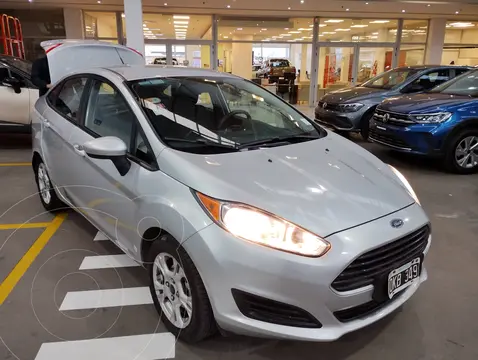 Ford Fiesta Kinetic Sedan S usado (2014) color Plata Estelar precio $11.500.000