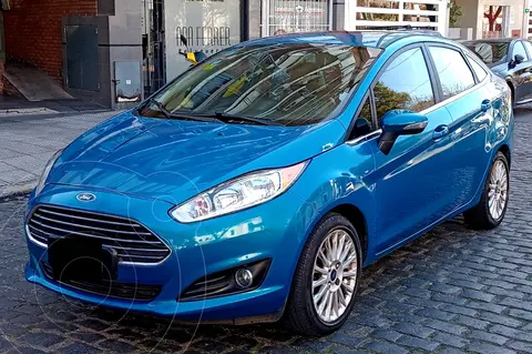 Ford Fiesta Kinetic Sedan Titanium Aut usado (2016) color Celeste precio u$s10.900