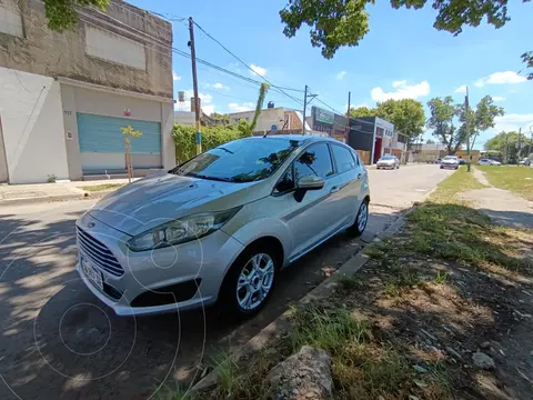 Ford Fiesta Kinetic S Plus usado (2017) color Gris precio $15.000.000