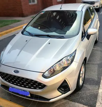 foto Ford Fiesta Kinetic S Plus usado (2018) color Gris precio $3.700.000