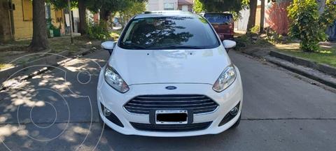 foto Ford Fiesta Kinetic Titanium usado (2014) color Blanco Oxford precio $1.790.000