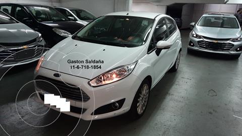 Ford Fiesta Kinetic SE Powershift usado (2016) color Blanco Oxford precio $1.420.000