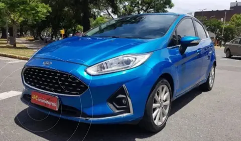 Ford Fiesta Kinetic Titanium usado (2018) color Azul Mediterraneo financiado en cuotas(anticipo $1.960.000 cuotas desde $79.500)