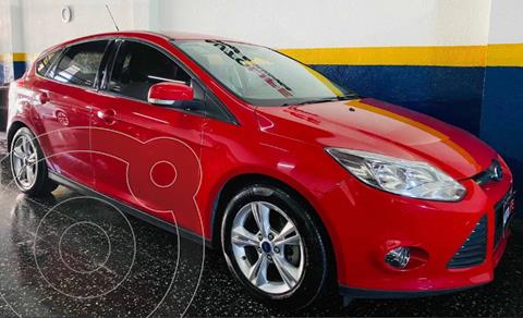Ford Fiesta Kinetic SE usado (2015) color Rojo Rubi financiado en cuotas(anticipo $1.275.000)