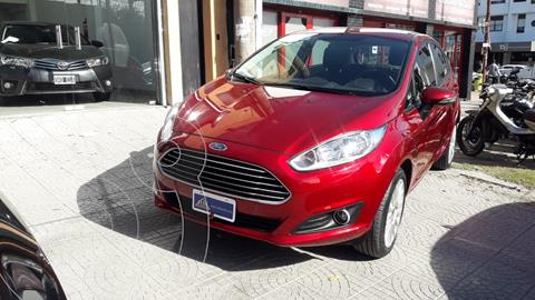 Ford Fiesta Kinetic SE usado (2015) color Rojo Rubi financiado en cuotas(anticipo $870.000)