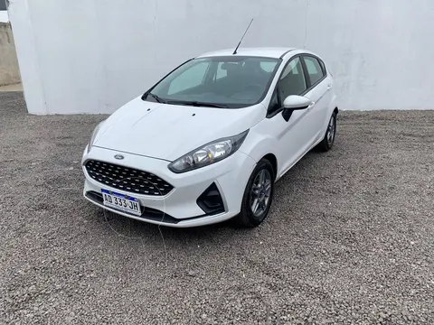 Ford Fiesta Kinetic S Plus usado (2019) color Blanco precio $17.900.000