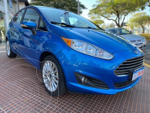Ford Fiesta Kinetic Titanium usado (2015) color Azul financiado en cuotas(anticipo $850.000)