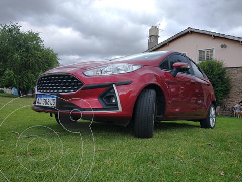 foto Ford Fiesta Kinetic SE usado (2018) color Rojo Rubí precio $1.325.000
