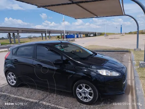 Ford Fiesta Kinetic S Plus usado (2014) color Negro precio u$s9.200