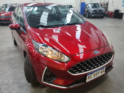 Ford Fiesta Kinetic S Plus usado (2018) color Rojo Rubi precio $16.000.000