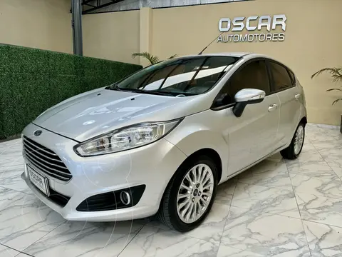 Ford Fiesta Kinetic SE usado (2016) color Plata Estelar precio $14.000.000