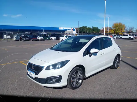 Ford Fiesta Kinetic SE usado (2014) color Blanco precio $14.900.000