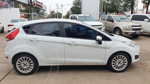 foto Ford Fiesta Kinetic SE usado (2015) color Blanco precio $1.190.000