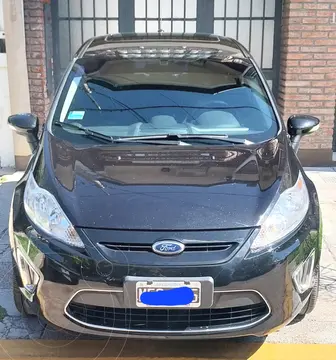 Ford Fiesta Kinetic Titanium usado (2013) color Negro precio $12.500.000