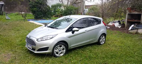 Ford Fiesta Kinetic S Plus usado (2017) color Gris precio $16.800.000