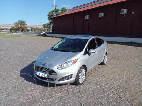 foto Ford Fiesta Kinetic SE Plus usado (2017) color Gris precio $1.650.000