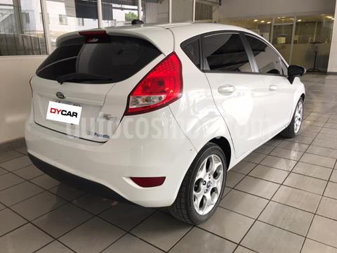 foto Ford Fiesta Kinetic Titanium usado (2012) color Blanco precio $900.000