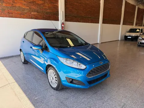 Ford Fiesta Kinetic SE usado (2017) color Azul precio $16.500.000