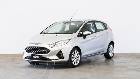 Ford Fiesta Kinetic SE usado (2018) color Gris Plata precio $1.590.000