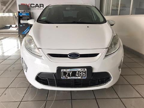 foto Ford Fiesta Kinetic Titanium usado (2012) color Blanco precio $1.200.000