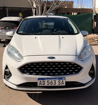 Ford Fiesta Kinetic SE Plus usado (2019) color Blanco precio $19.600.000