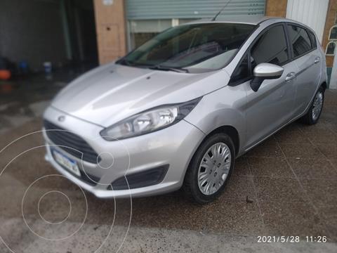 Ford Fiesta Kinetic S usado (2016) color Gris precio $860.000