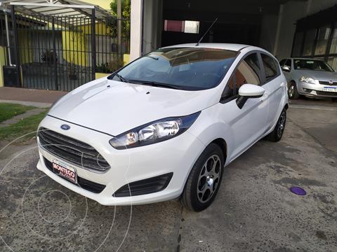 foto Ford Fiesta Kinetic S usado (2016) color Blanco Oxford precio $1.050.000