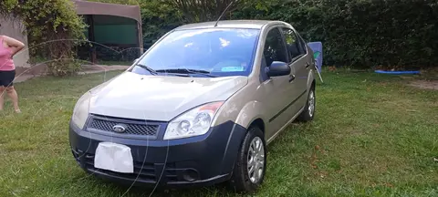 Ford Fiesta Max Ambiente usado (2008) color Beige precio $8.500.000