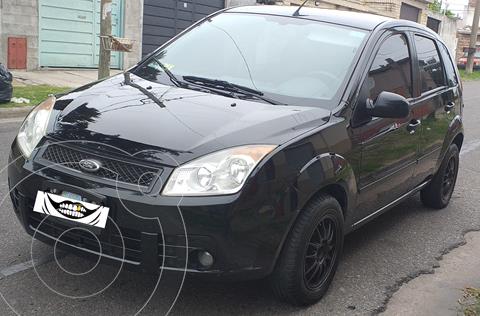 foto Ford Fiesta Max Ambiente usado (2010) color Negro precio $600.000