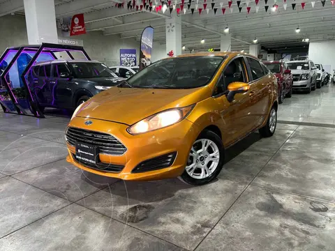 Ford Fiesta Sedan SE Aut usado (2016) color Naranja financiado en mensualidades(enganche $43,328 mensualidades desde $3,315)