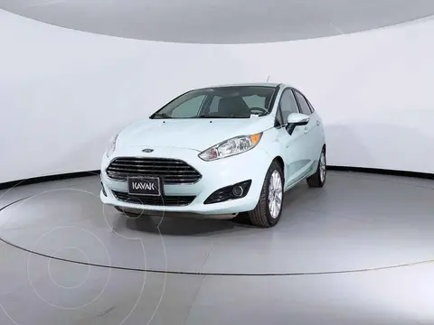 Ford Fiesta Sedan Titanium Aut usado (2017) color Blanco precio $235,999