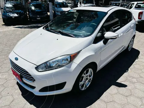 Ford Fiesta Sedan SE Aut usado (2016) color Blanco precio $119,000