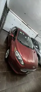 Ford Fiesta Sedan SE Aut usado (2016) color Rojo precio $140,000