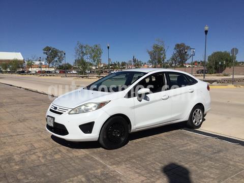 foto Ford Fiesta Sedán S usado (2012) color Blanco precio $95,000