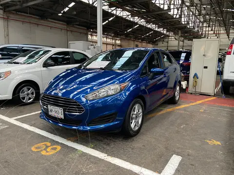 Ford Fiesta Sedan SE usado (2018) color Azul Brillante financiado en mensualidades(enganche $95,000 mensualidades desde $8,200)