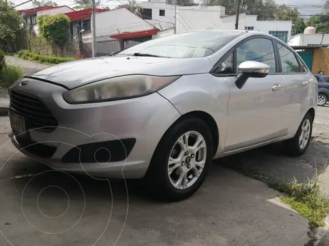 Ford Fiesta Sedan SE usado (2016) color Plata precio $145,000