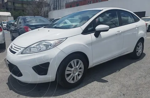 Ford Fiesta Sedan S usado (2013) color Blanco precio $120,000